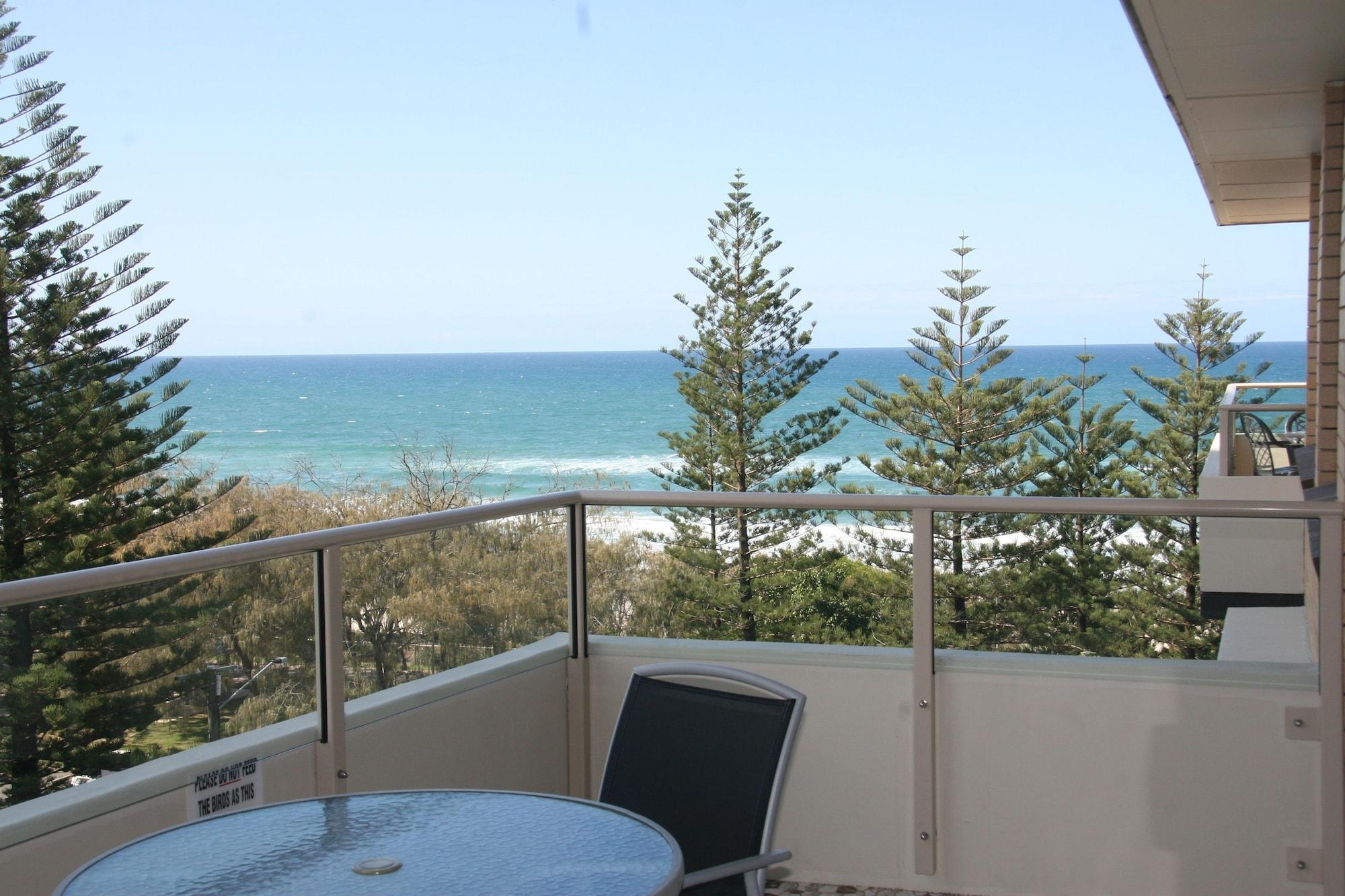 Wyuna Beachfront Holiday Apartments Gold Coast Extérieur photo