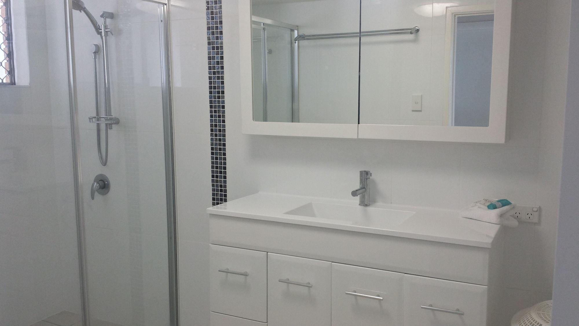 Wyuna Beachfront Holiday Apartments Gold Coast Extérieur photo