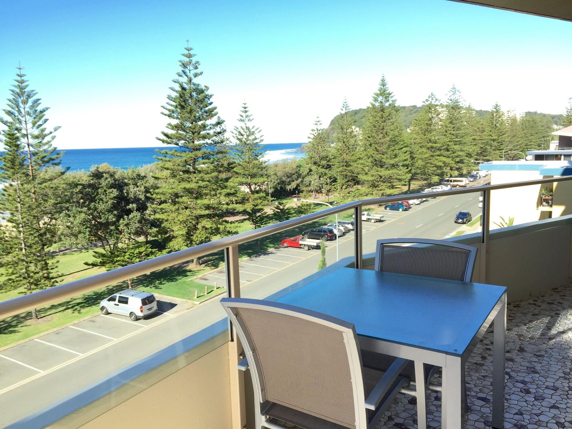 Wyuna Beachfront Holiday Apartments Gold Coast Extérieur photo