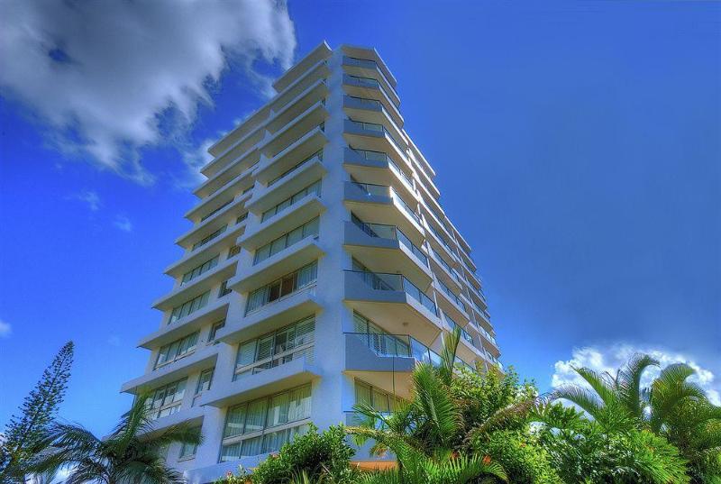 Wyuna Beachfront Holiday Apartments Gold Coast Extérieur photo