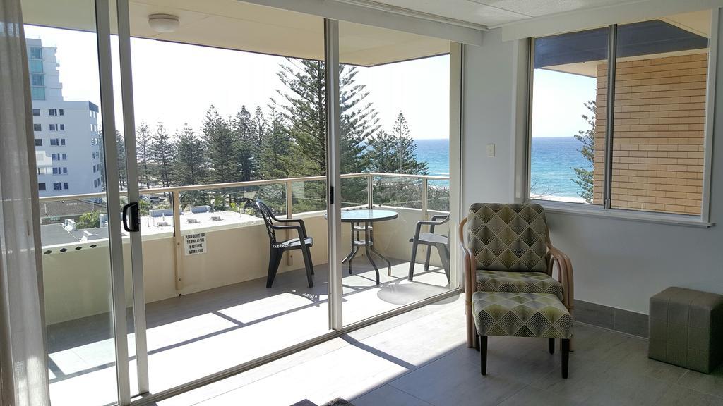 Wyuna Beachfront Holiday Apartments Gold Coast Chambre photo