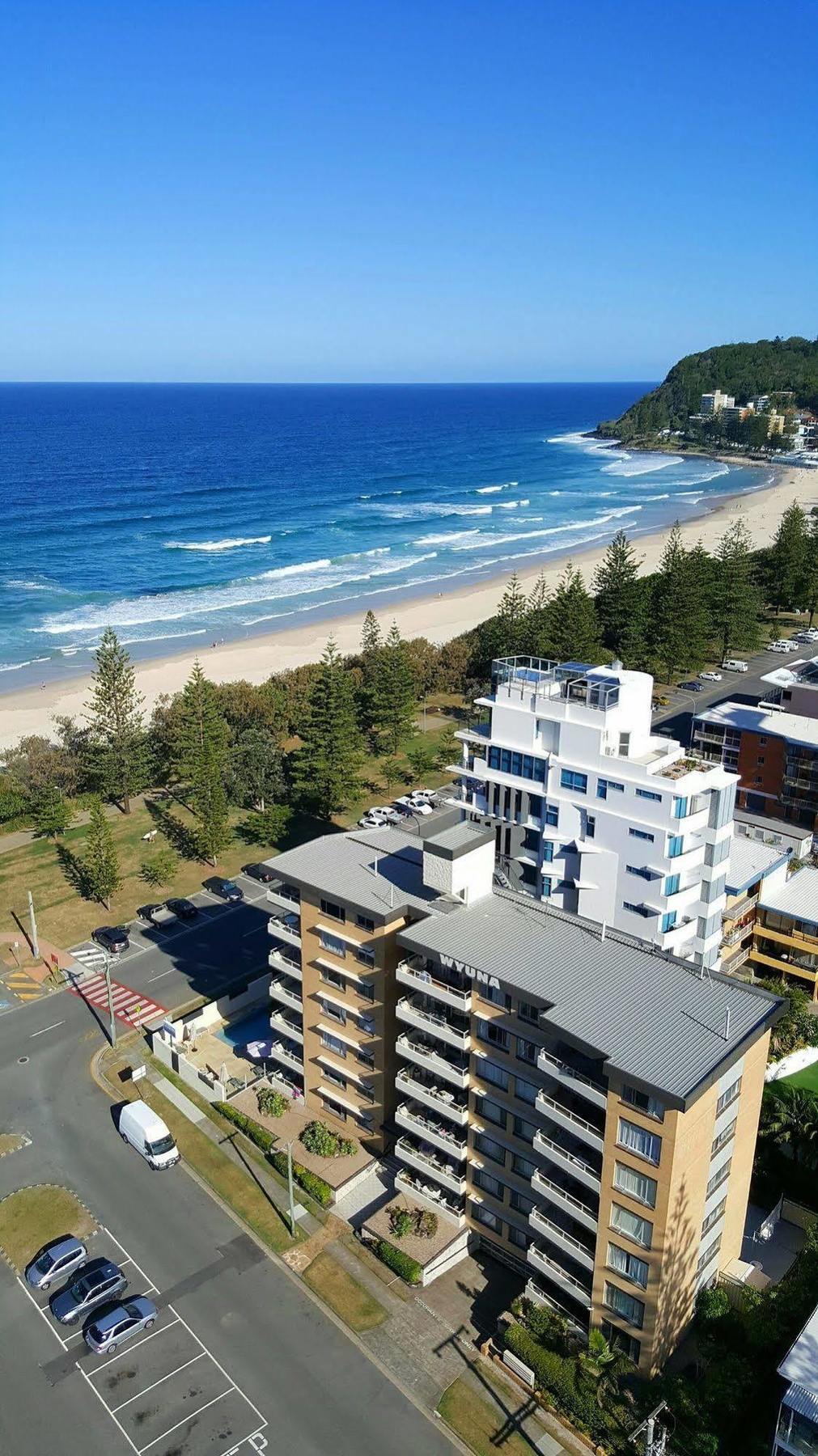 Wyuna Beachfront Holiday Apartments Gold Coast Extérieur photo